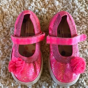 Morgan & Milo Pink with sparkle. Velcro shoes 💕